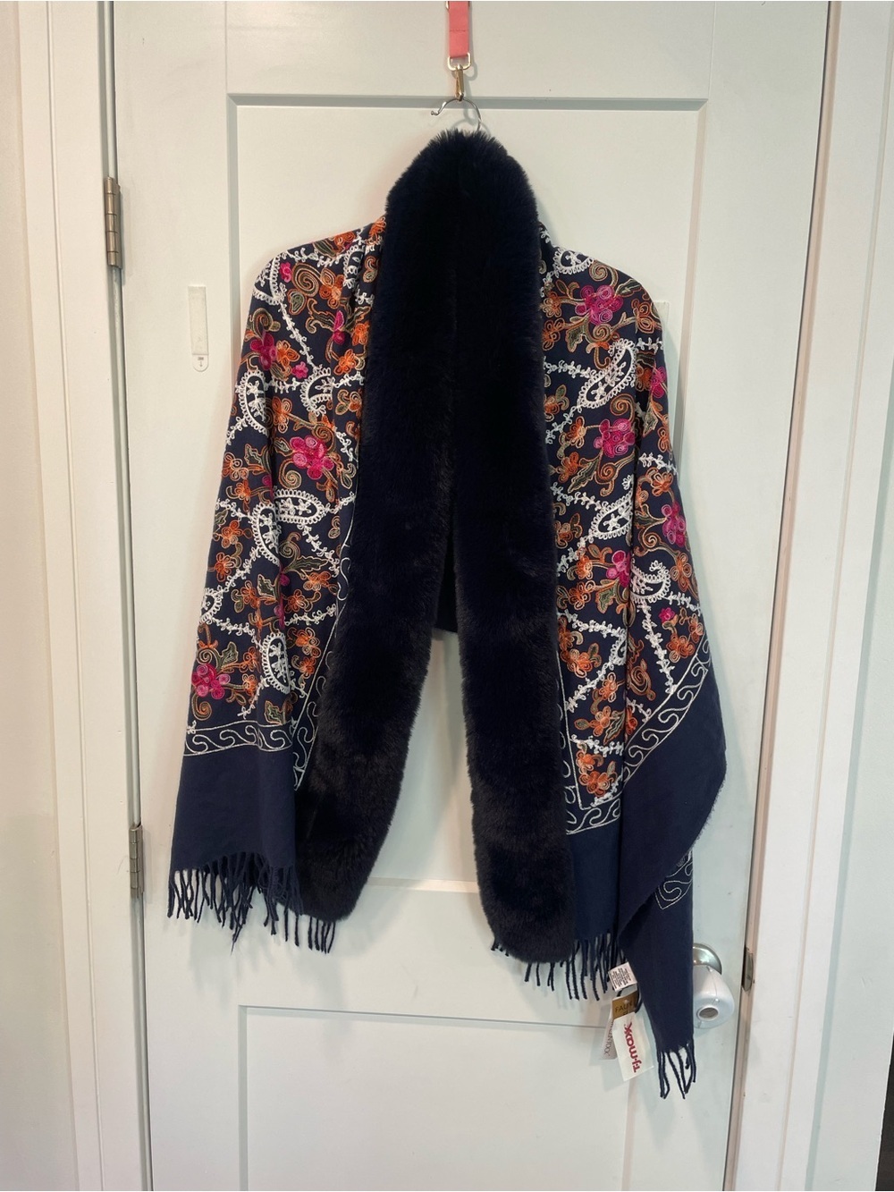 Jessica McClintock Navy Floral Paisley Shawl with Blue Faux Fur Collar - Picture 2 of 6